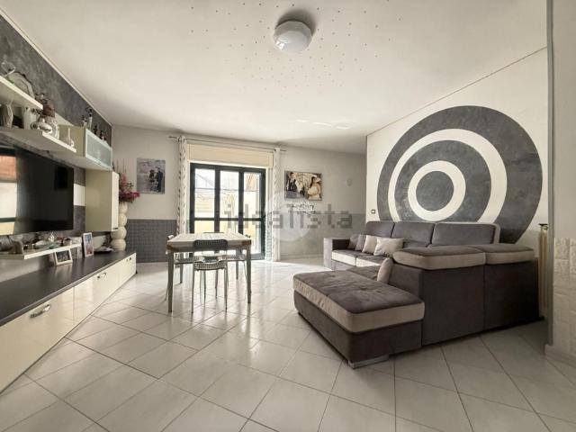 Appartamento in vendita di 120 m² in Via Colonne