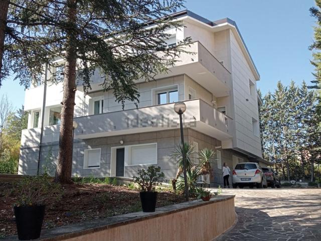 Appartamento in vendita di 120 m² in Via Conte Rosso