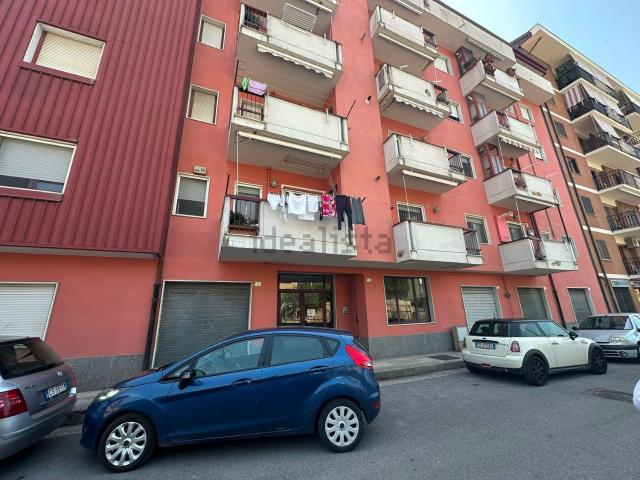 Appartamento in vendita di 120 m² in Via Corrado e Marino Capece