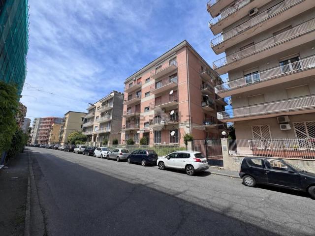 Appartamento in vendita di 120 m² in Via Costanza D&apos Aragona, 12