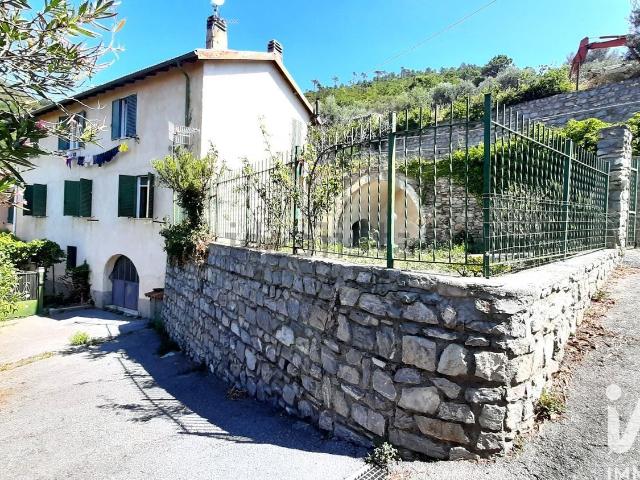 Appartamento in vendita di 120 m² in Via Costiglione