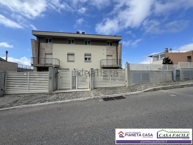 Appartamento in vendita di 120 m² in Via Caduti di Nassiriya