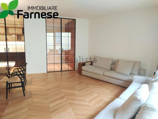 Appartamento in vendita di 120 m² in Via Camillo Benso Cavour, 1
