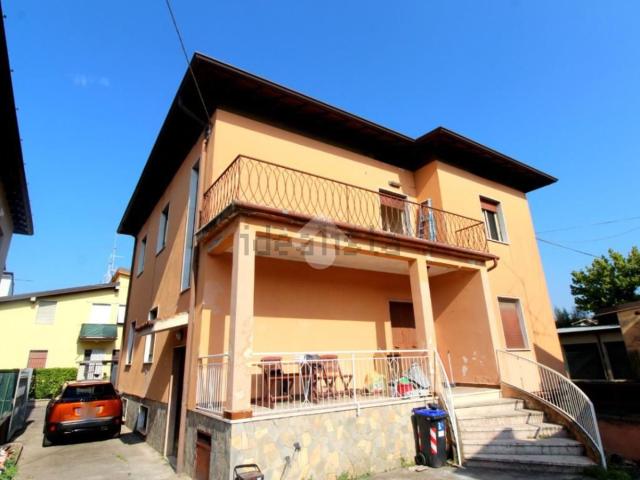 Appartamento in vendita di 120 m² in Via Camillo Benso Conte di Cavour, 9