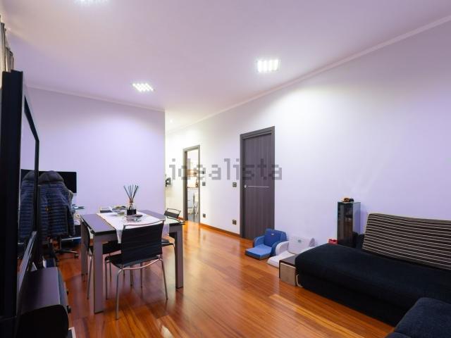 Appartamento in vendita di 120 m² in Via Camillo Finocchiaro Aprile, 6