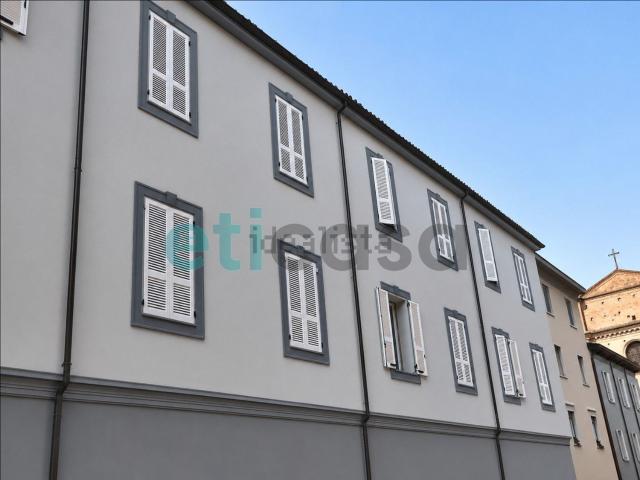 Appartamento in vendita di 120 m² in Via Campagna, 52