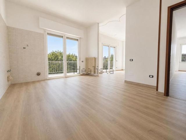 Appartamento in vendita di 120 m² in Via Canova