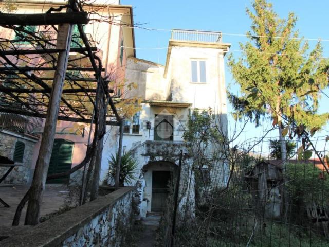 Appartamento in vendita di 120 m² in Via Caperana Case Sparse, 21