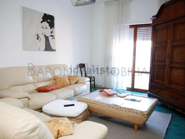 Appartamento in vendita di 120 m² in Via Capitano Michele Fiorillo