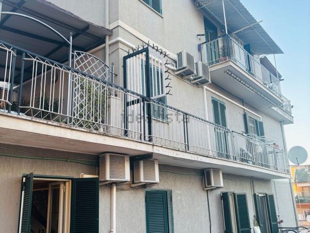 Appartamento in vendita di 120 m² in Via Careggine, 37