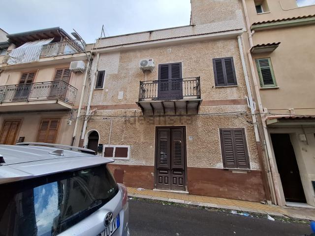 Appartamento in vendita di 120 m² in Via Carlo di Patti, 22