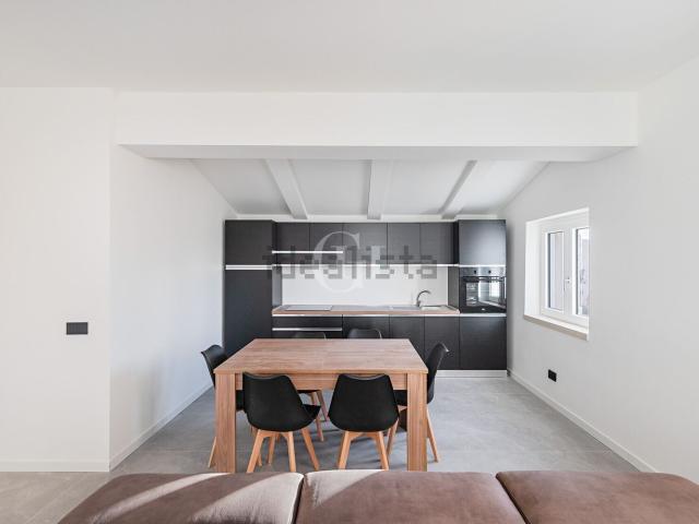 Appartamento in vendita di 120 m² in Via Case Nuove, 7