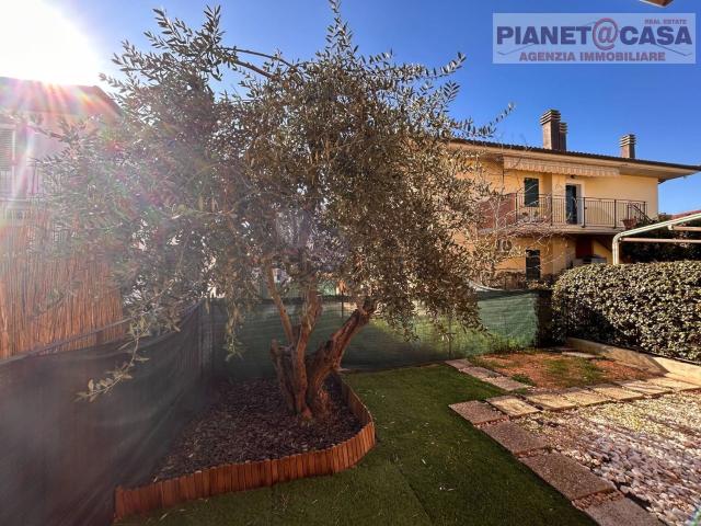 Appartamento in vendita di 120 m² in Via Celso Ulpiani, 38