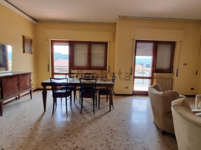 Appartamento in vendita di 120 m² in Via Cesare Balbo, 35