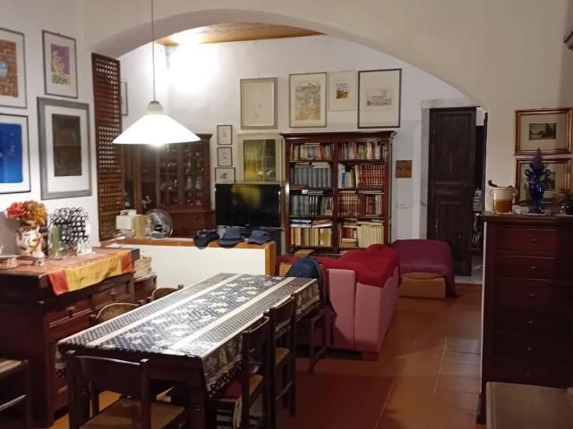 Appartamento in vendita di 120 m² in Via Cigala