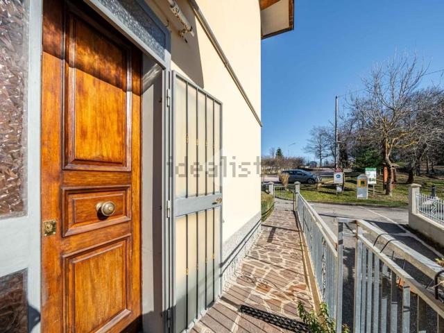 Appartamento in vendita di 120 m² in Via Cimone, 6