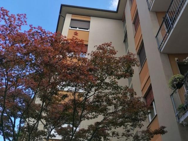 Appartamento in vendita di 120 m² in Via Cimone