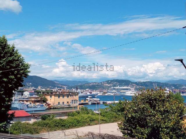 Appartamento in vendita di 120 m² in Via Crimea, 246
