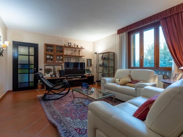 Appartamento in vendita di 120 m² in Via A. Gramsci, 310