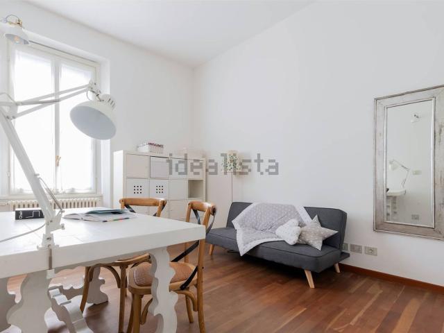 Appartamento in vendita di 120 m² in Via Amatore Sciesa, 26