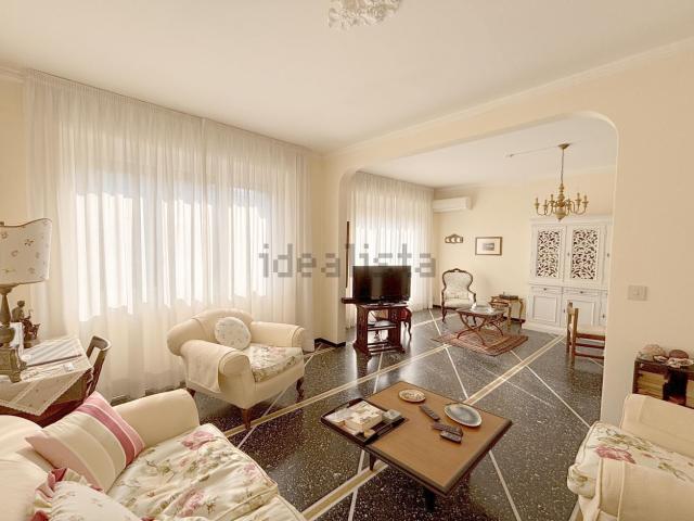 Appartamento in vendita di 120 m² in Via Amerigo Vespucci