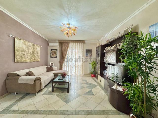 Appartamento in vendita di 120 m² in Via Antonio Vivaldi, 44