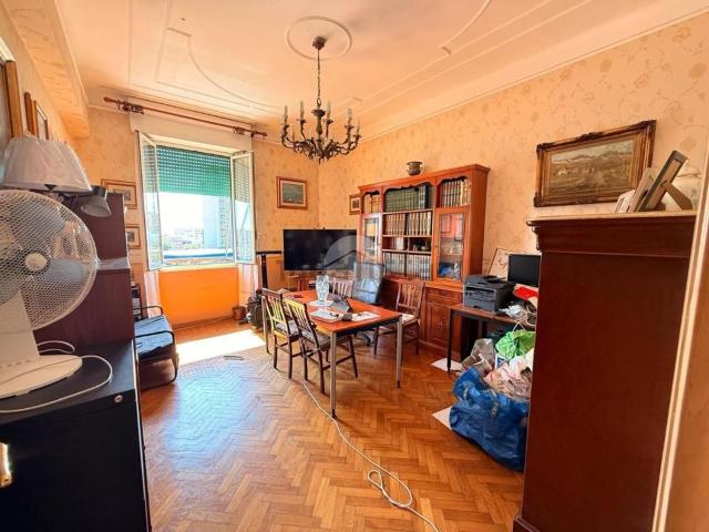 Appartamento in vendita di 120 m² in Via Antonio Cantore, 8