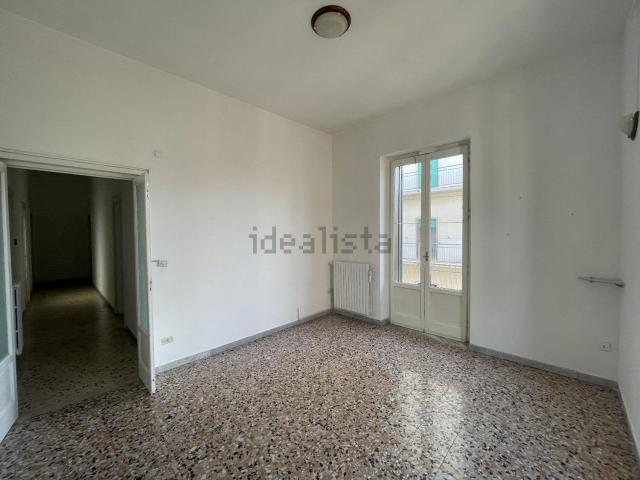 Appartamento in vendita di 120 m² in Via Antonio Fogazzaro