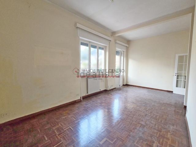 Appartamento in vendita di 120 m² in Via Antonio Fratti, 532