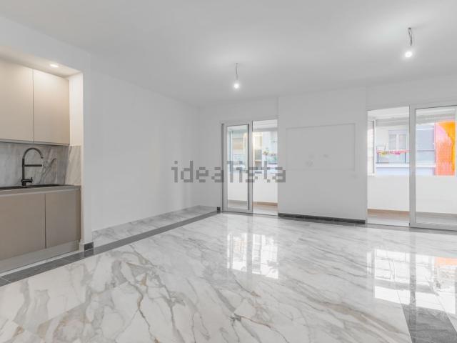Appartamento in vendita di 120 m² in Via Antonio Melandri, 76