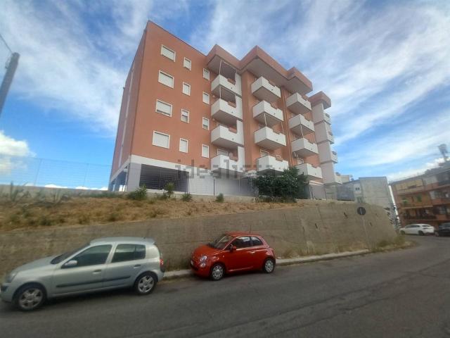 Appartamento in vendita di 120 m² in Via Anassagora, 15