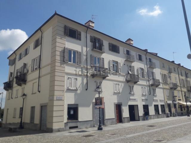 Appartamento in vendita di 120 m² in Via Andrea Mensa, 10