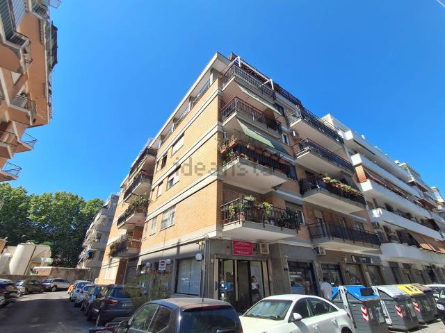 Appartamento in vendita di 120 m² in Via Andreotto Saracini