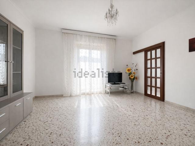 Appartamento in vendita di 120 m² in Via Angelo Orlandi, 3