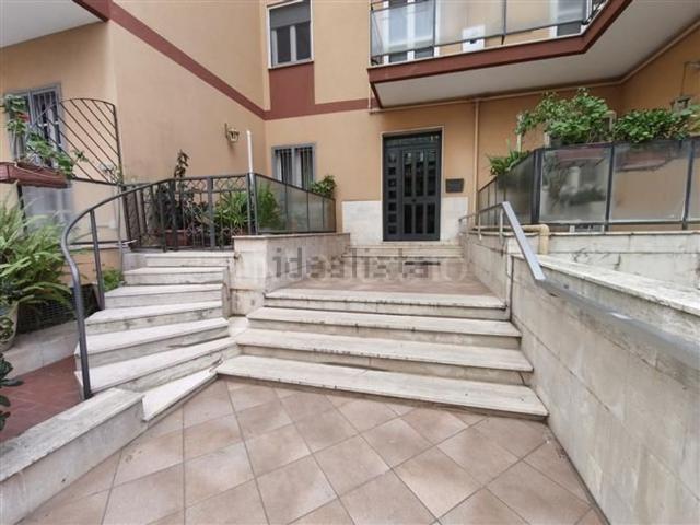 Appartamento in vendita di 120 m² in Via Achille Grandi