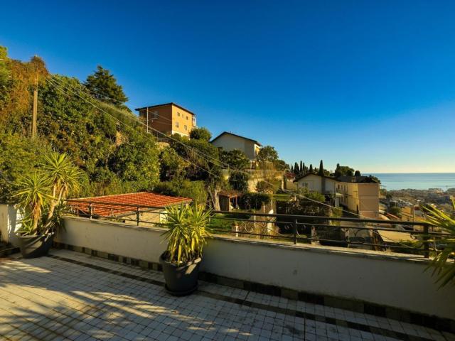 Appartamento in vendita di 120 m² in Via Adelasia, 109