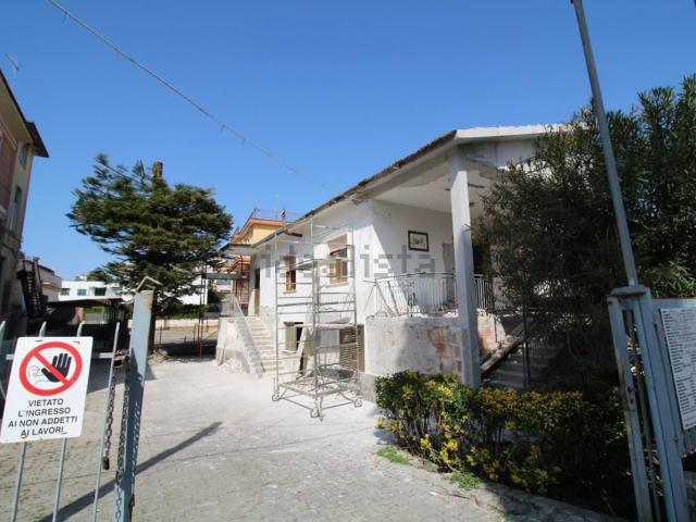 Appartamento in vendita di 120 m² in Via Afrodite, 4