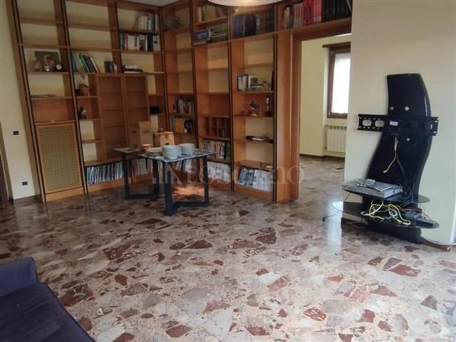 Appartamento in vendita di 120 m² in Via Alberto Salietti