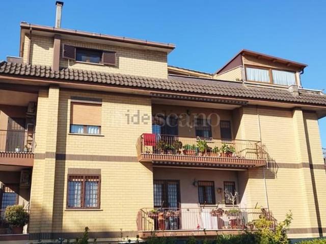 Appartamento in vendita di 120 m² in Via Alberto Salietti