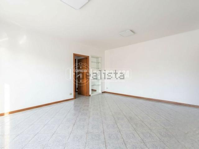 Appartamento in vendita di 120 m² in Via Aldo Moro, 5