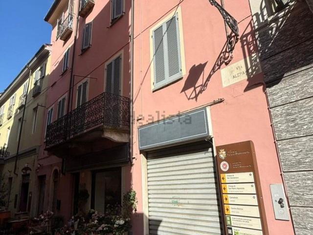 Appartamento in vendita di 120 m² in Via Alerami, 5