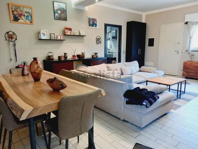 Appartamento in vendita di 120 m² in Via Alfonso Lamarmora