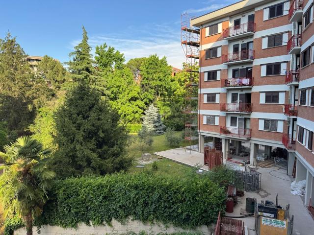Appartamento in vendita di 120 m² in Via Alfredo Amatucci, 10