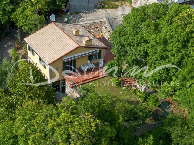 Appartamento in vendita di 120 m² in Via alla Località Castagnola
