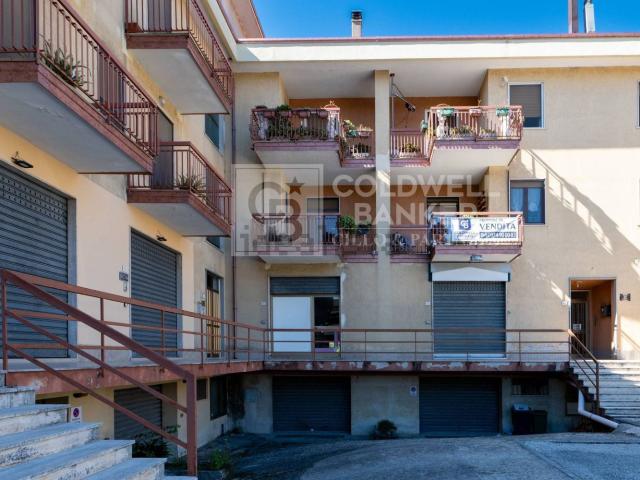 Appartamento in vendita di 120 m² in Via Arbosto, 68