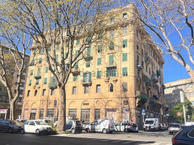 Appartamento in vendita di 120 m² in Via Archimede, 47