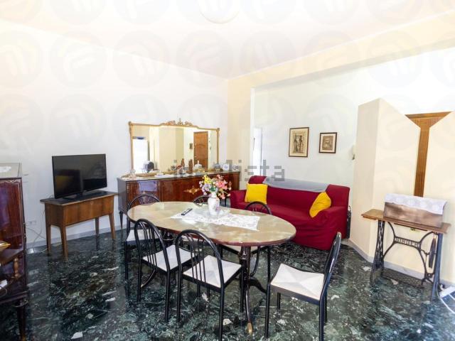 Appartamento in vendita di 120 m² in Via Armenio Carlo Angrisani