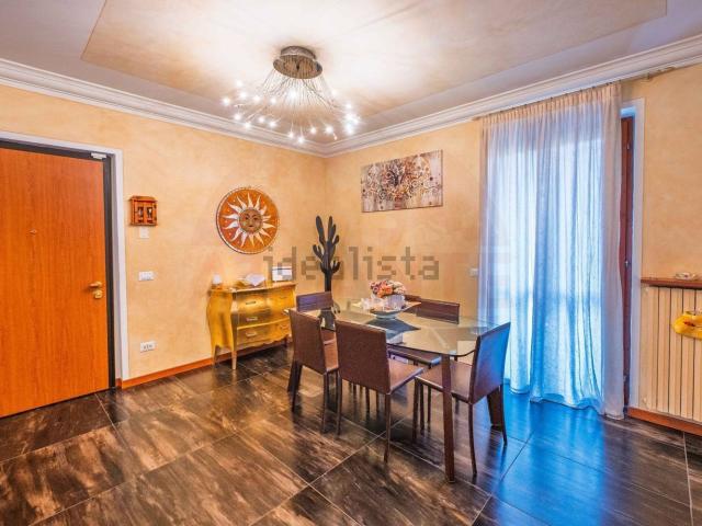 Appartamento in vendita di 120 m² in Via Astolfo Lunardi, 100