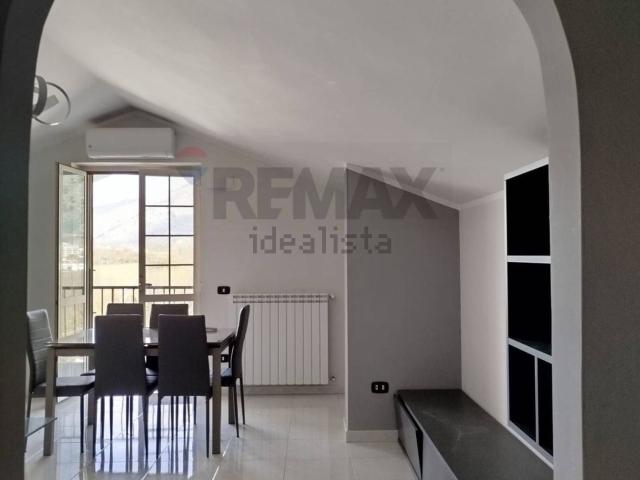 Appartamento in vendita di 120 m² in Via Ausonia