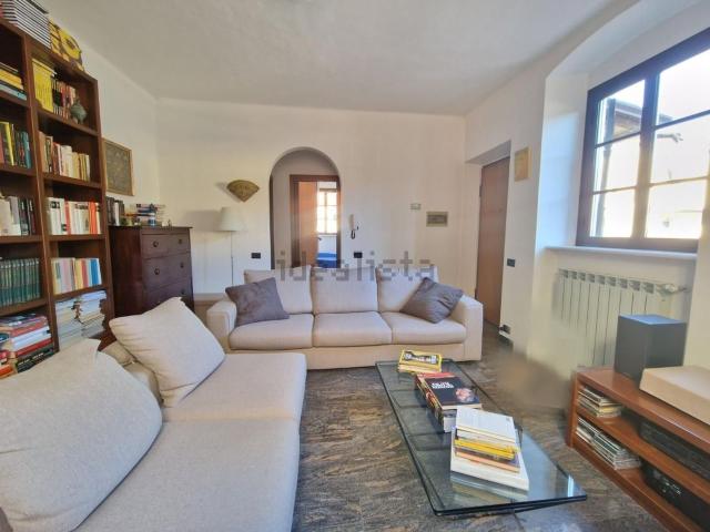 Appartamento in vendita di 120 m² in Via Bonascola, 16